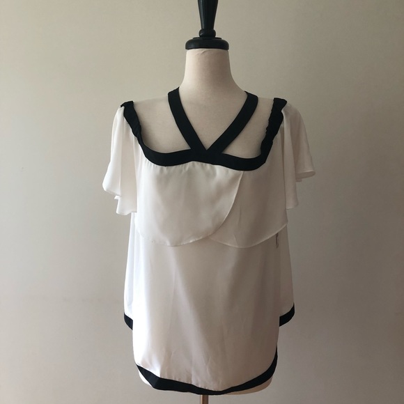 Blouse - Picture 2 of 8